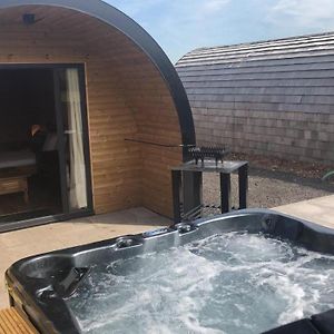 Superior Glamping Pod With Hot Tub
